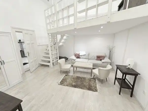 Eladó lakás, Budapest, V. kerület 2 szoba 64 m² 115 M Ft