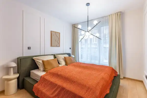 Eladó lakás, Budapest, VI. kerület 2 szoba 48 m² 84.9 M Ft