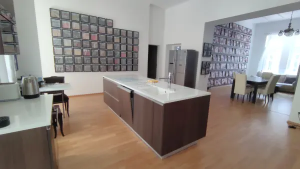 Eladó lakás, Budapest, VI. kerület 4+1 szoba 191 m² 226.9 M Ft