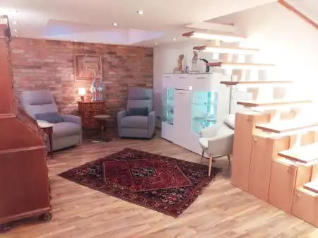 Eladó lakás, Budapest, VI. kerület 2 szoba 28 m² 69.99 M Ft