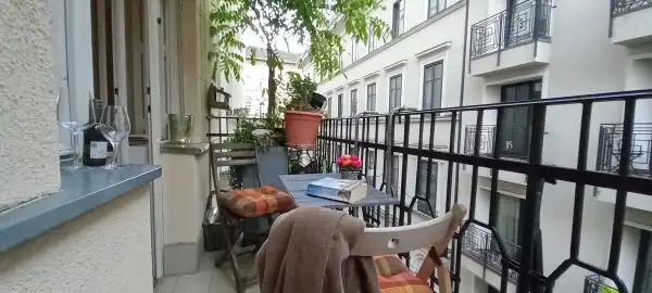 Eladó lakás, Budapest, VI. kerület 3 szoba 83 m² 144.9 M Ft