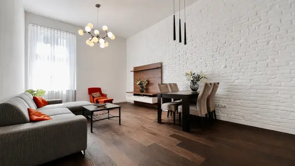 Eladó lakás, Budapest, VI. kerület 3 szoba 65 m² 95 M Ft