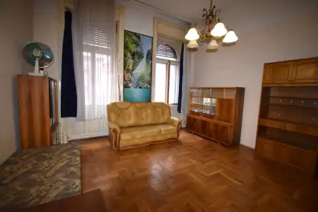 eladó lakás, Budapest, VI. kerület