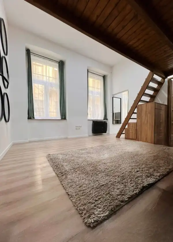 Eladó lakás, Budapest, VII. kerület 1 szoba 28 m² 53.5 M Ft