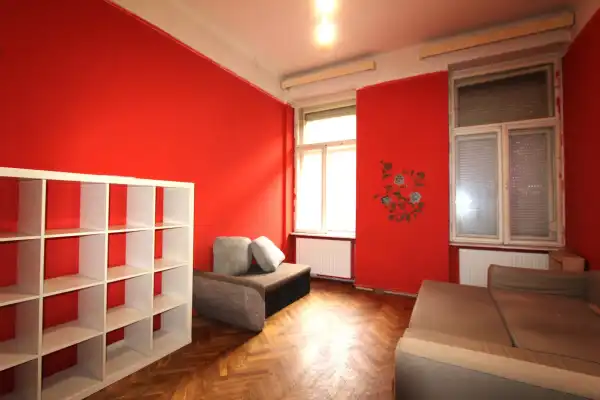 Eladó lakás, Budapest, VII. kerület 2 szoba 67 m² 49.8 M Ft