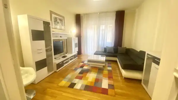 Eladó lakás, Budapest, VII. kerület 2+1 szoba 80 m² 119.5 M Ft