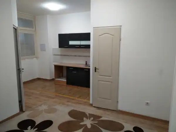 Eladó lakás, Budapest, VII. kerület 1+1 szoba 33 m² 25.9 M Ft