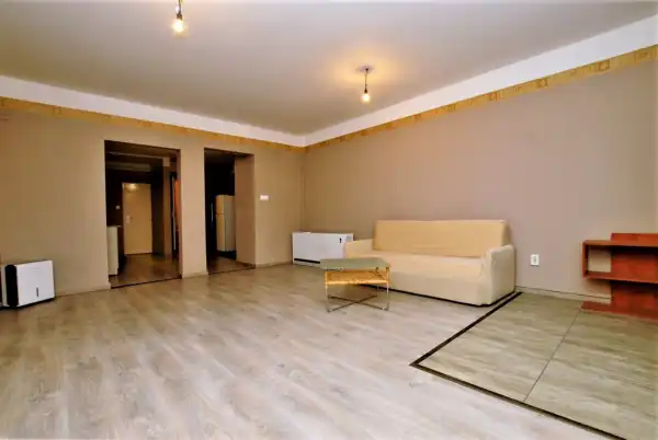 Eladó lakás, Budapest, VII. kerület 4 szoba 105 m² 52.9 M Ft