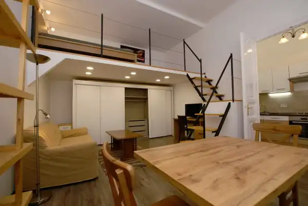 Eladó lakás, Budapest, VII. kerület 2 szoba 75 m² 84.9 M Ft