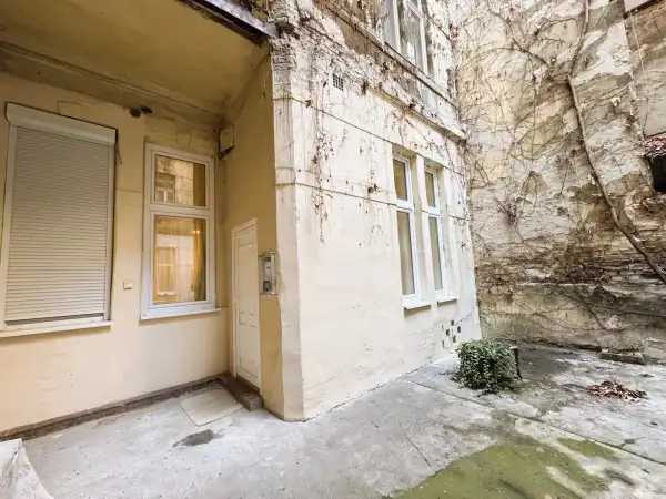 Eladó lakás, Budapest, VII. kerület 1 szoba 22 m² 43.9 M Ft