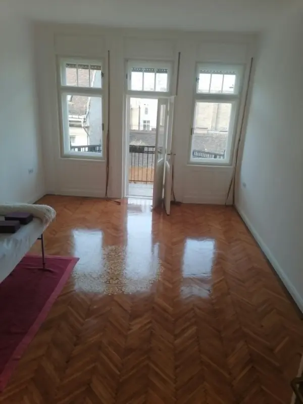 Eladó lakás, Budapest, VII. kerület 2 szoba 40 m² 89.99 M Ft