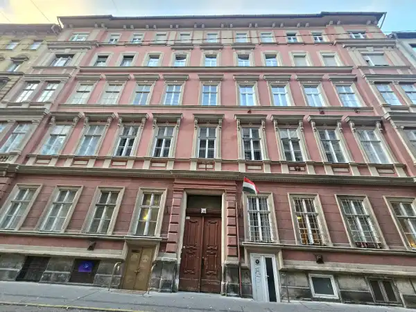 Eladó lakás, Budapest, VIII. kerület 1+1 szoba 30 m² 51.9 M Ft