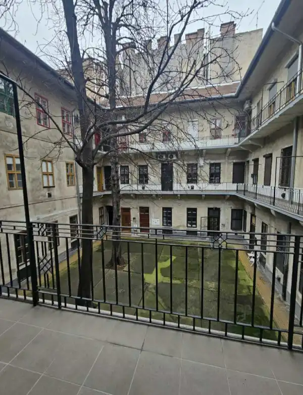 Eladó lakás, Budapest, VIII. kerület 3 szoba 70 m² 112 M Ft