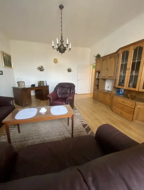 Eladó lakás, Budapest, VIII. kerület 2 szoba 75 m² 88 M Ft