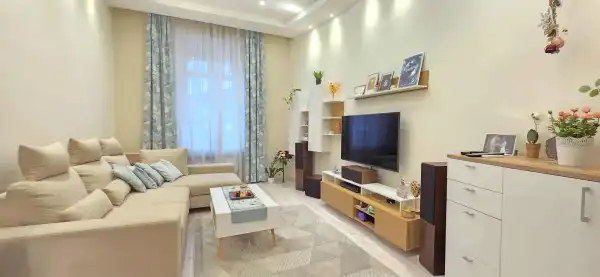 Eladó lakás, Budapest, VIII. kerület 1+1 szoba 46 m² 79.9 M Ft