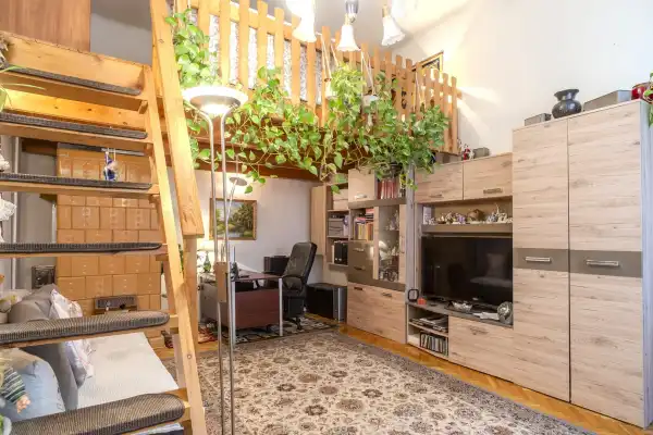 Eladó lakás, Budapest, VIII. kerület 2 szoba 50 m² 64 M Ft