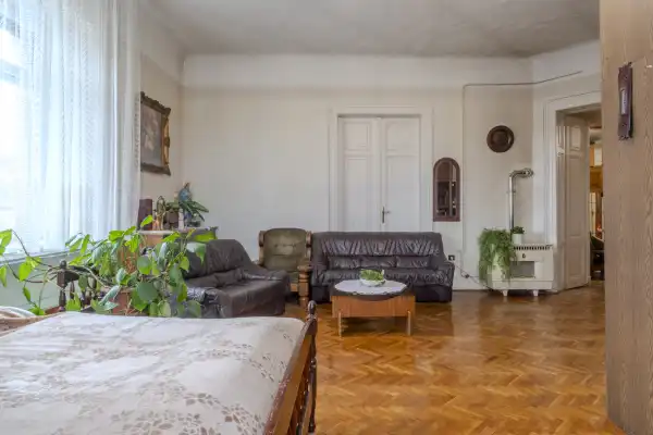 Eladó lakás, Budapest, VIII. kerület 3 szoba 123 m² 113.3 M Ft