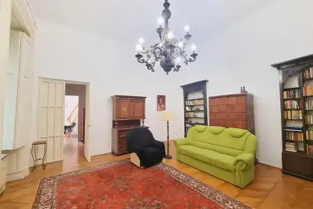 Eladó lakás, Budapest, VIII. kerület 3 szoba 81 m² 104.8 M Ft