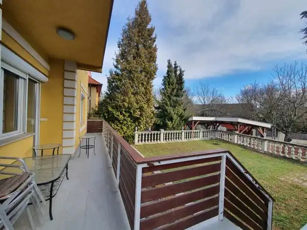 Eladó lakás, Budapest, XI. kerület 5 szoba 168 m² 179 M Ft