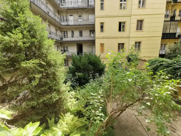 Eladó lakás, Budapest, XII. kerület 2+1 szoba 74 m² 79.9 M Ft
