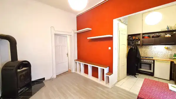 Eladó lakás, Budapest, XII. kerület 3 szoba 50 m² 62 M Ft