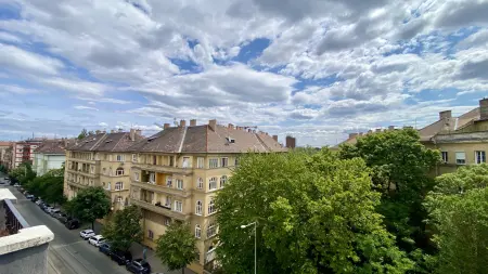 Eladó lakás, Budapest, XII. kerület 3+1 szoba 75 m² 124.9 M Ft