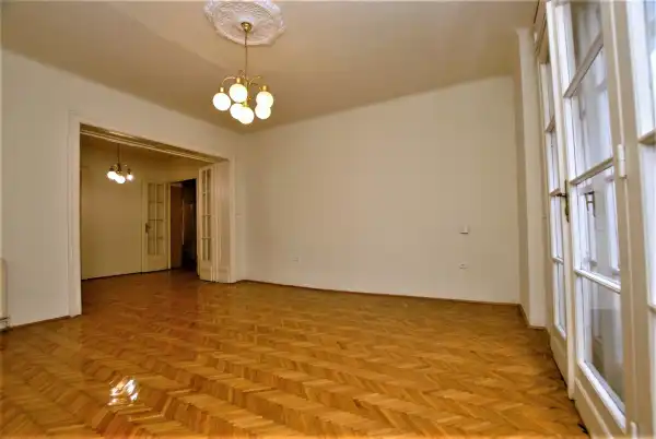 Eladó lakás, Budapest, XIII. kerület 2+1 szoba 74 m² 89.9 M Ft