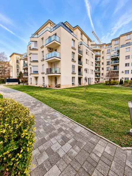 Eladó lakás, Budapest, XIV. kerület 2 szoba 53 m² 87 M Ft