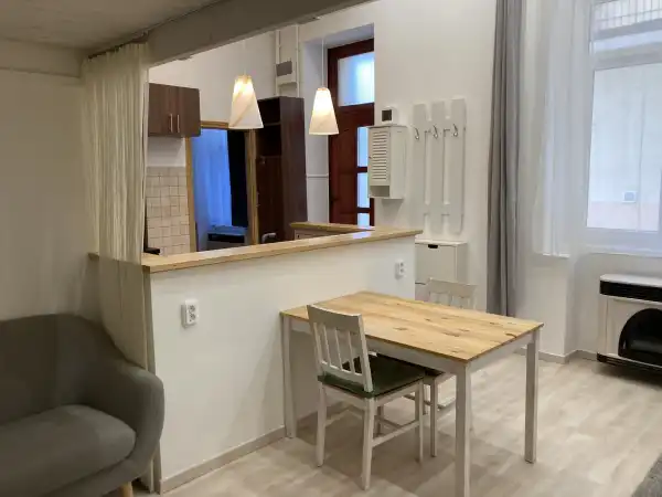 Eladó lakás, Budapest, XIV. kerület 2 szoba 39 m² 55.9 M Ft