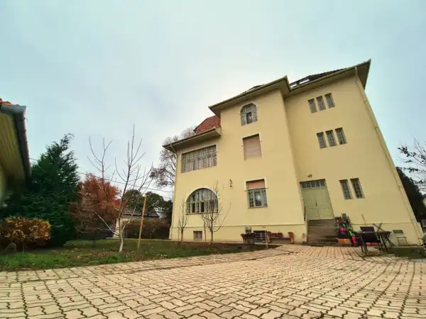 Eladó lakás, Budapest, XVI. kerület 3+1 szoba 121 m² 159 M Ft