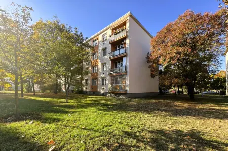 Eladó lakás, Budapest, XVI. kerület 2 szoba 39 m² 54.9 M Ft
