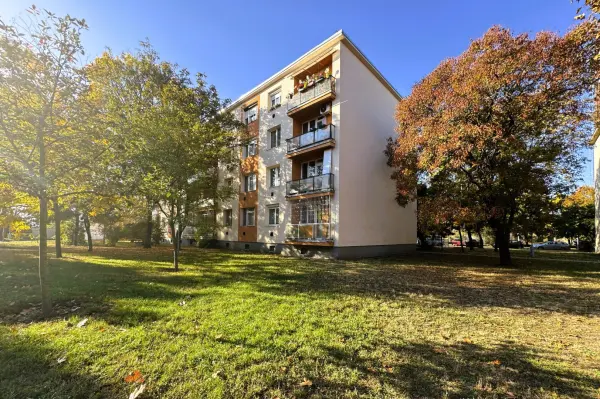 Eladó lakás, Budapest, XVI. kerület 2 szoba 39 m² 54.9 M Ft