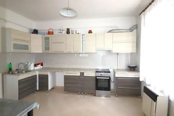 Eladó lakás, Budapest, XX. kerület 2 szoba 68 m² 69.9 M Ft