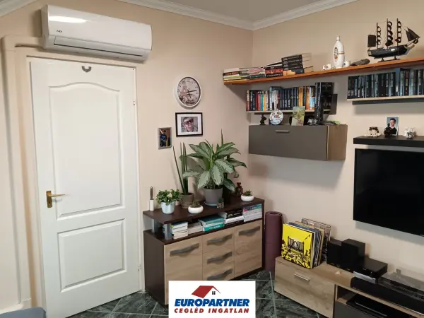 Eladó lakás, Cegléd 1+2 szoba 51 m² 47 M Ft