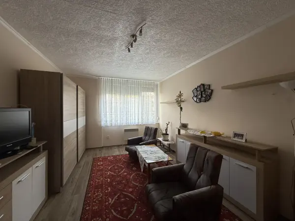 Eladó lakás, Dorog 2 szoba 52 m² 48 M Ft