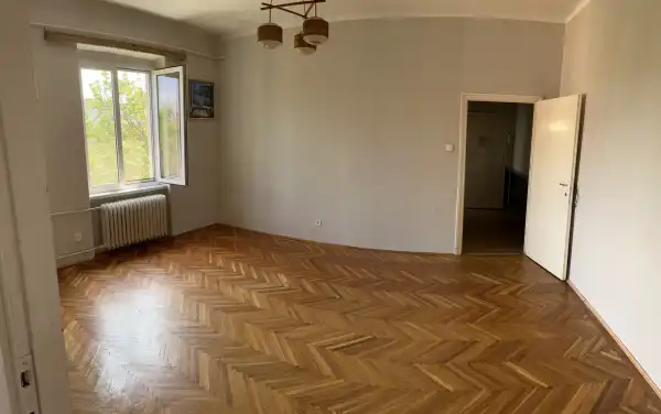 Eladó lakás, Dunaújváros 2 szoba 49 m² 17.5 M Ft