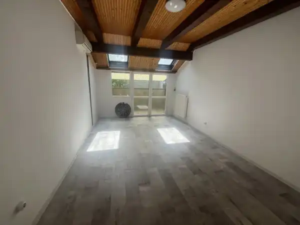 Eladó lakás, Dunaújváros 3 szoba 67 m² 34.9 M Ft