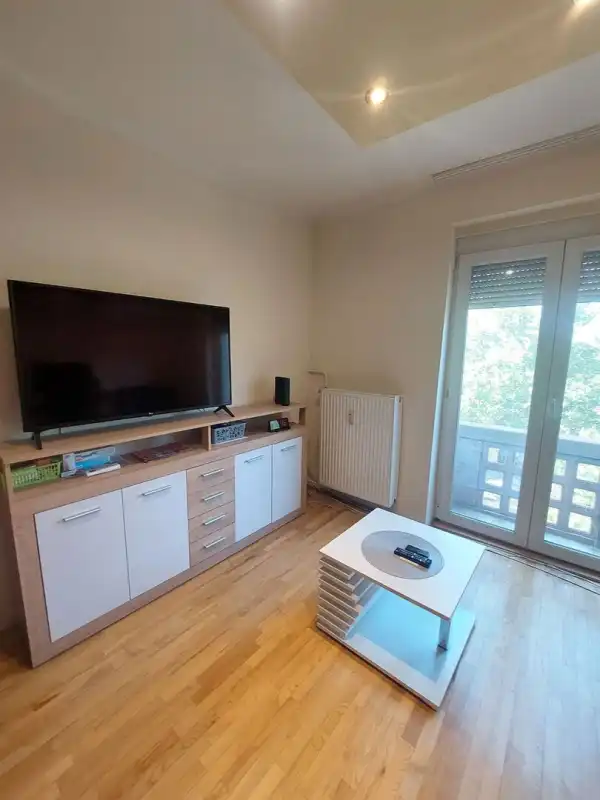 Eladó lakás, Dunaújváros 2 szoba 56 m² 37.9 M Ft