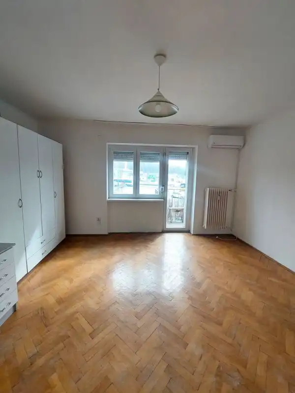 Eladó lakás, Dunaújváros 1 szoba 36 m² 29.9 M Ft