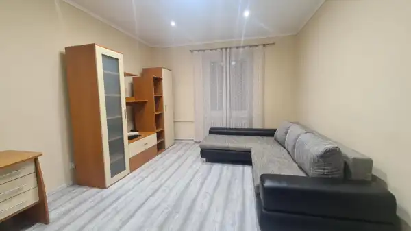 Eladó lakás, Dunaújváros 1 szoba 36 m² 28.9 M Ft