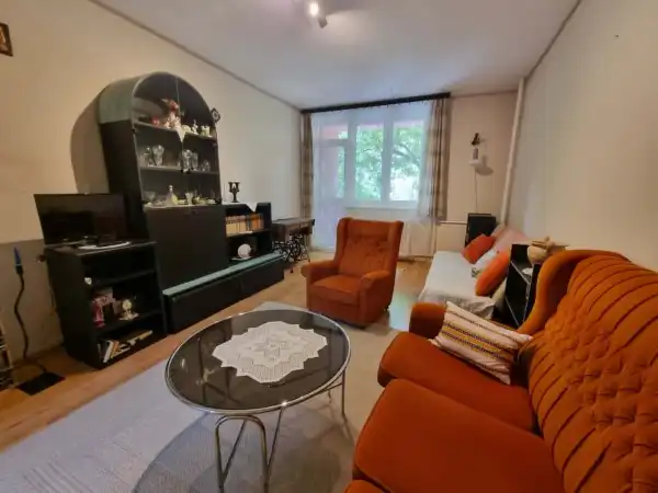 Eladó lakás, Dunaújváros 2 szoba 53 m² 38.9 M Ft