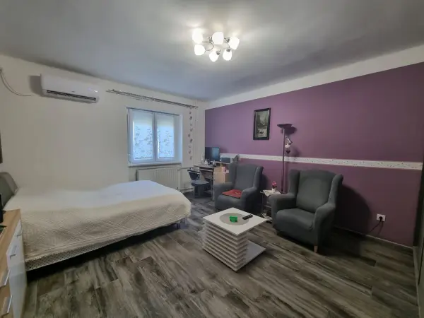 Eladó lakás, Dunaújváros 2 szoba 53 m² 42.5 M Ft