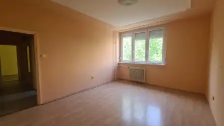 eladó lakás, Dunaújváros
