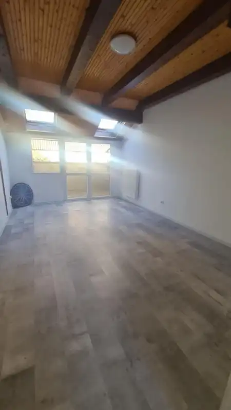 Eladó lakás, Dunaújváros 3 szoba 67 m² 34.9 M Ft