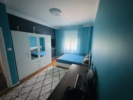 Eladó lakás, Dunaújváros 2 szoba 53 m² 32.99 M Ft