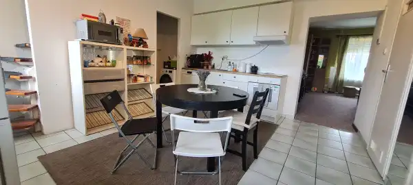 Eladó lakás, Dunaújváros 6 szoba 123 m² 68 M Ft