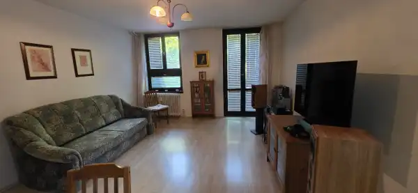 Eladó lakás, Dunaújváros 3 szoba 71 m² 42.5 M Ft