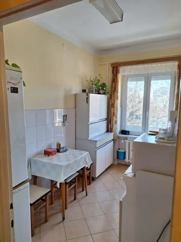 Eladó lakás, Dunaújváros 2 szoba 52 m² 32.5 M Ft