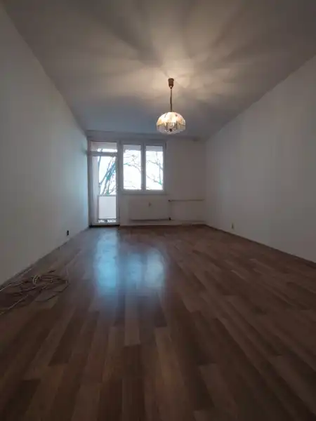 Eladó lakás, Dunaújváros 2 szoba 54 m² 32.9 M Ft