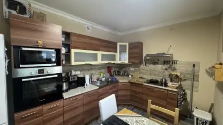 Eladó lakás, Dunaújváros 1+1 szoba 47 m² 33 M Ft